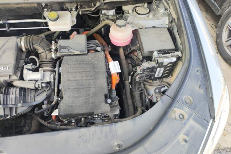 Used BYD Song Pro New Energy 2022 DM-i 51km Prestige Model Engine Bay Left