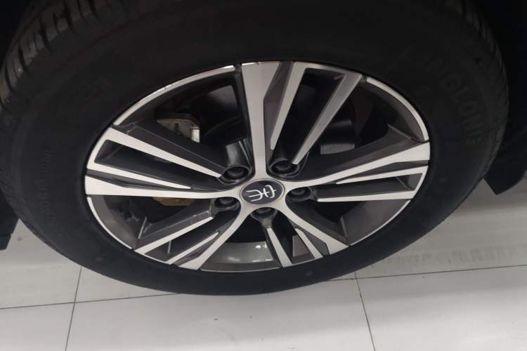 Used BYD Song Pro New Energy 2022 DM-i 51km Luxury Model Exterior 4