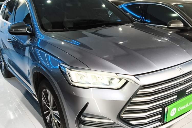 Used BYD Song Pro New Energy 2022 DM-i 51km Luxury Model Front Right 45 Deg