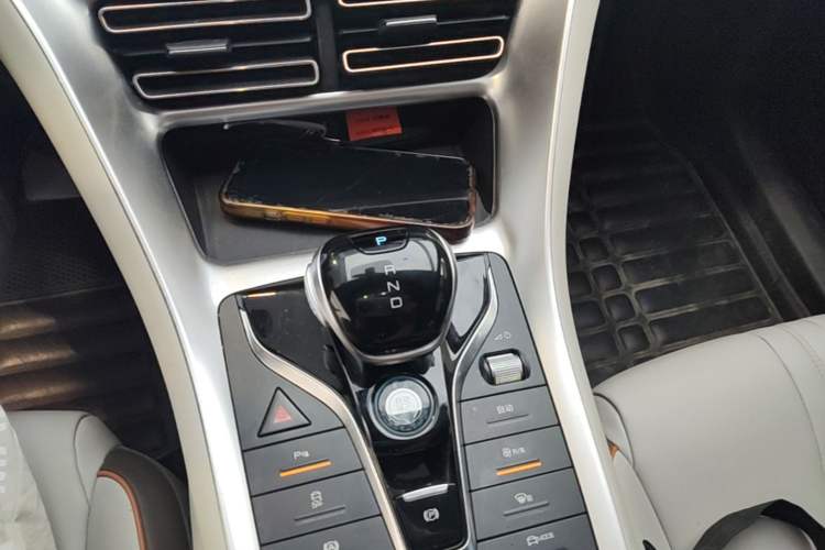Used BYD Song Pro New Energy 2022 DM-i 51km Luxury Model Gear Lever