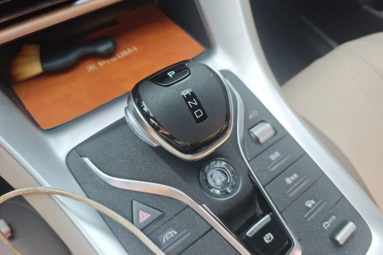 Used BYD Song Pro New Energy 2022 DM-i 110km Flagship Pro Model Gear Lever