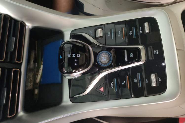 Used BYD Song Pro New Energy 2022 DM-i 51km Prestige Model Gear Lever