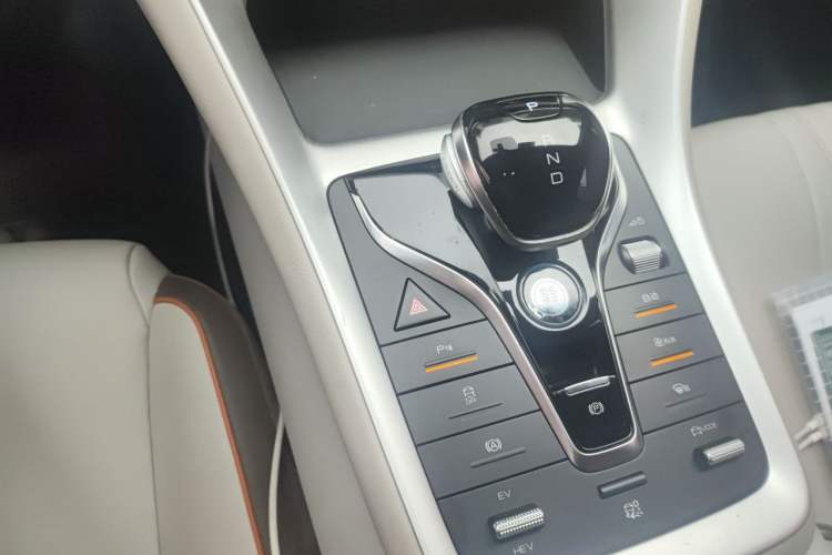 Used BYD Song Pro New Energy 2022 DM-i 51km Luxury Model Gear Lever