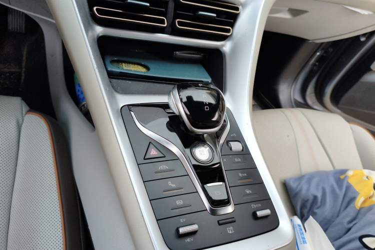 Used BYD Song Pro New Energy 2022 DM-i 110km Flagship Pro Model Gear Lever