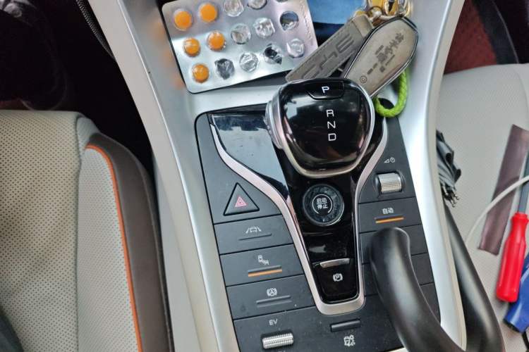 Used BYD Song Pro New Energy 2022 DM-i 110km Flagship Pro Model Gear Lever