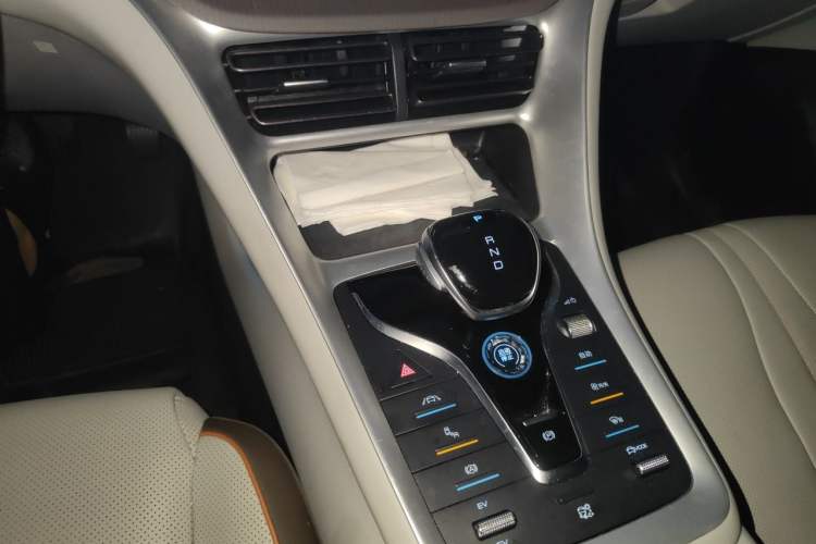 Used BYD Song Pro New Energy 2022 DM-i 110km Flagship Pro Model Gear Lever