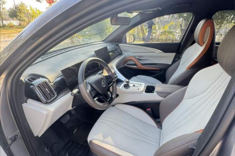 Used BYD Song Pro New Energy 2022 DM-i 51km Luxury Model Interior 1