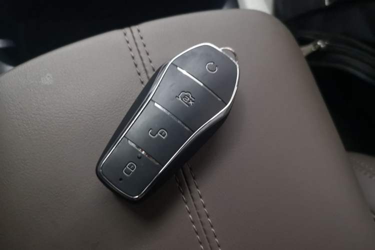 Used BYD Song Pro New Energy 2022 DM-i 51km Luxury Model Interior 1