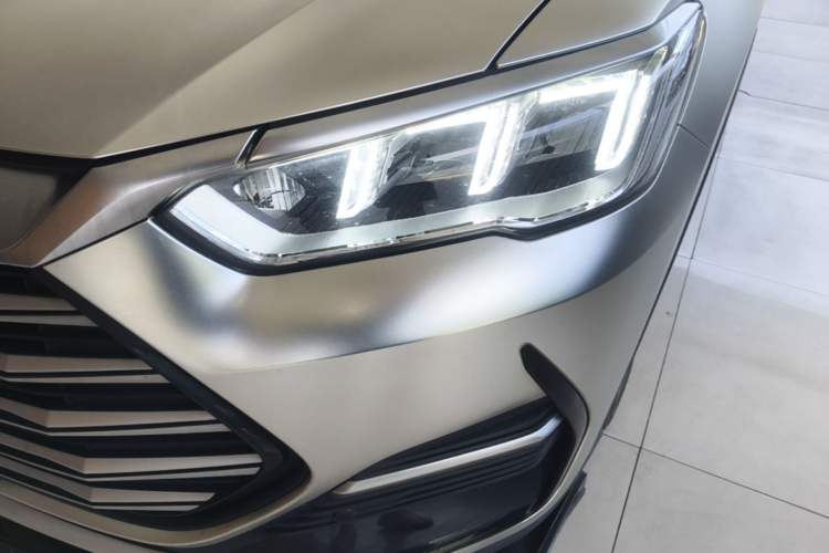 Used BYD Song Pro New Energy 2022 DM-i 110km Flagship Model Left Front Headlight