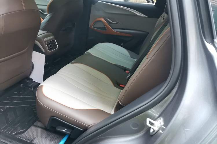 Used BYD Song Pro New Energy 2022 DM-i 110km Flagship Model Left Rear Seat