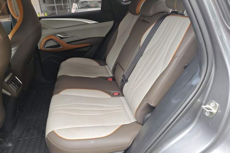 Used BYD Song Pro New Energy 2022 DM-i 110km Flagship Model Left Rear Seat