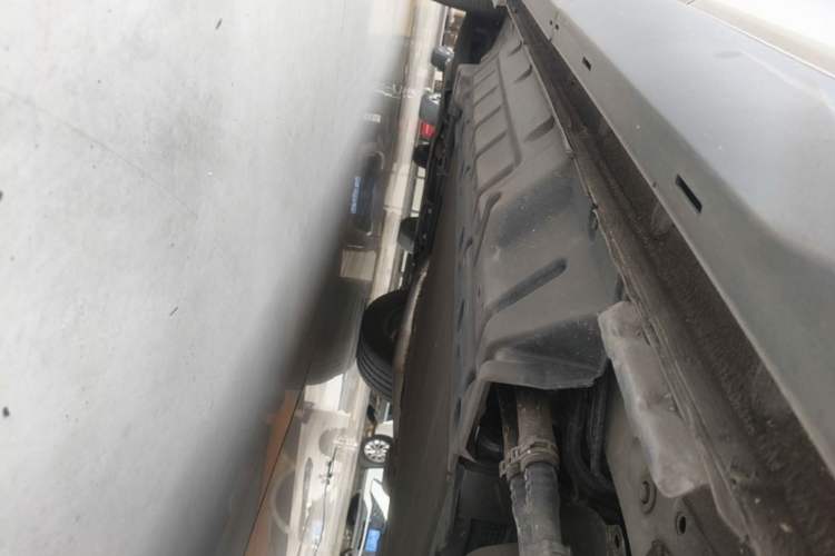 Used BYD Song Pro New Energy 2022 DM-i 110km Flagship Model Left Side Sill