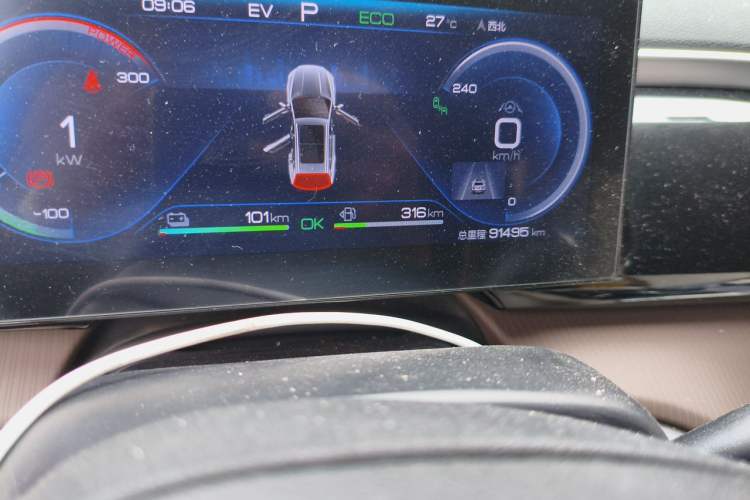 Used BYD Song Pro New Energy 2022 DM-i 110km Flagship Pro Model Odometer Close Up