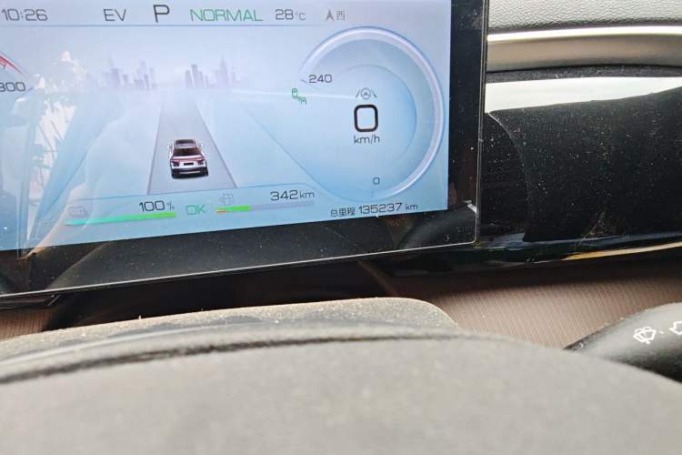Used BYD Song Pro New Energy 2022 DM-i 110km Flagship Pro Model Odometer Close Up