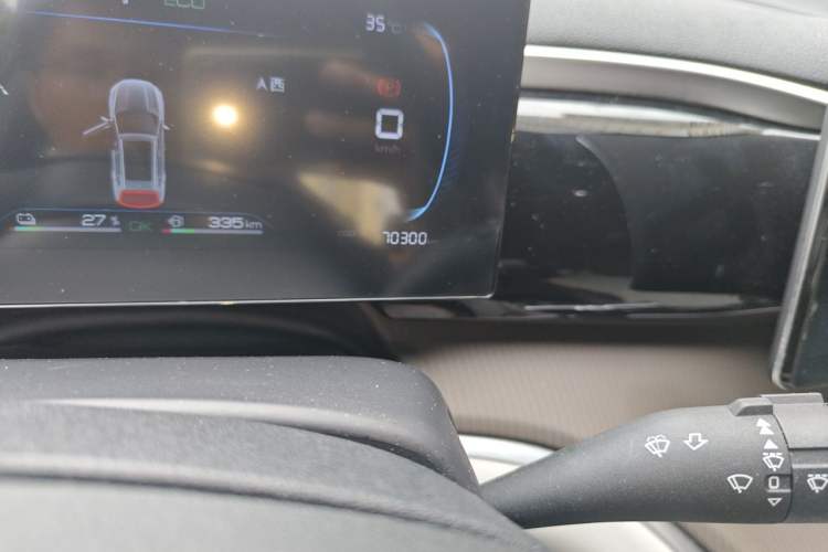 Used BYD Song Pro New Energy 2022 DM-i 110km Flagship Model Odometer Close Up