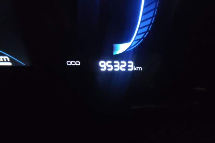 Used BYD Song Pro New Energy 2022 DM-i 110km Flagship Model Odometer Close Up