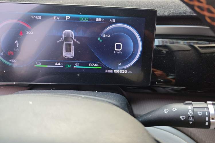Used BYD Song Pro New Energy 2022 DM-i 110km Flagship Pro Model Odometer Close Up