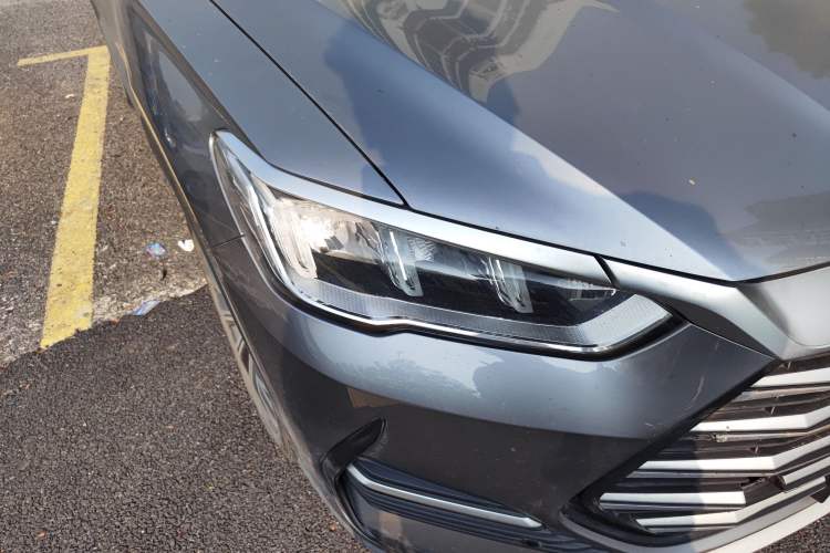 Used BYD Song Pro New Energy 2022 DM-i 110km Flagship Pro Model Right Front Headlight