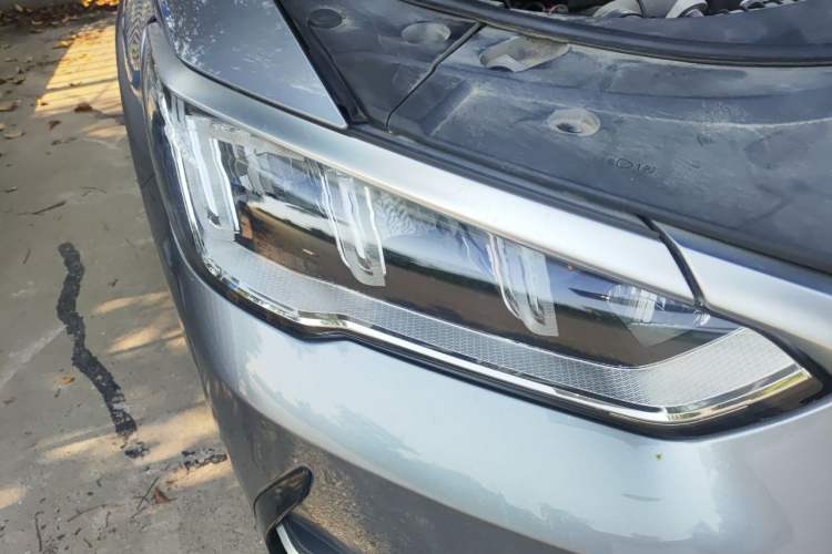 Used BYD Song Pro New Energy 2022 DM-i 51km Prestige Model Right Front Headlight