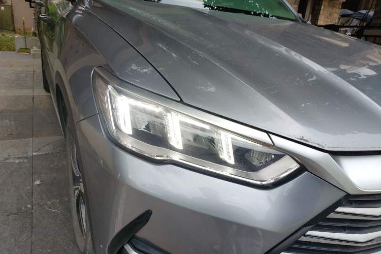 Used BYD Song Pro New Energy 2022 DM-i 51km Prestige Model Right Front Headlight
