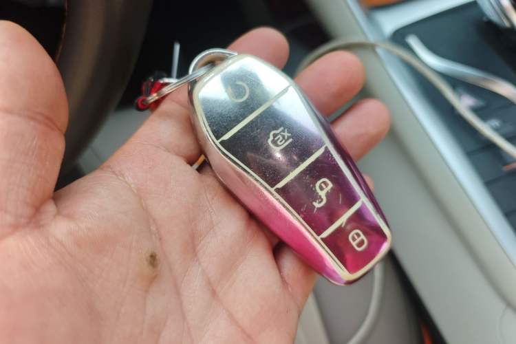 Used BYD Song Pro New Energy 2022 DM-i 110km Flagship Pro Model Vehicle Key