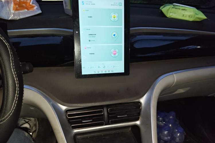 Used BYD Song Pro New Energy 2022 DM-i 51km Luxury Model Audio And AC Panel