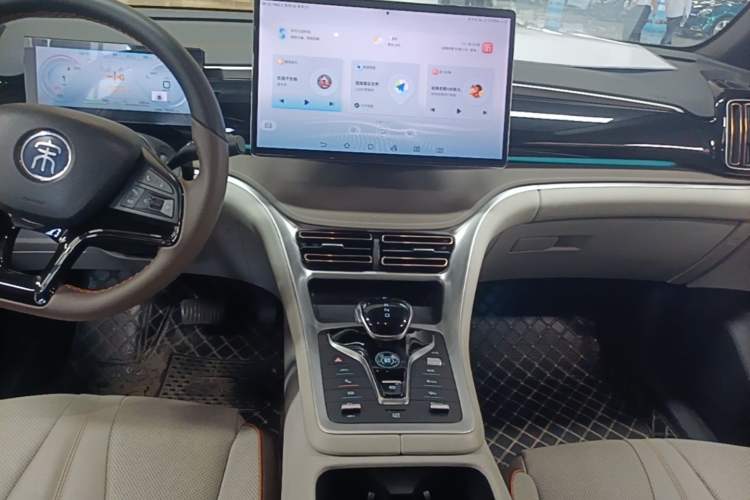 Used BYD Song Pro New Energy 2022 DM-i 110km Flagship Pro Model Audio And AC Panel