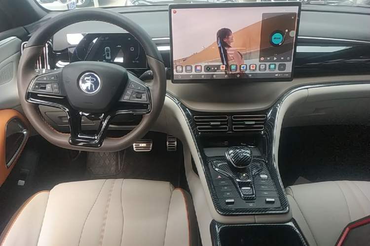 Used BYD Song Pro New Energy 2022 DM-i 51km Prestige Model Audio And AC Panel
