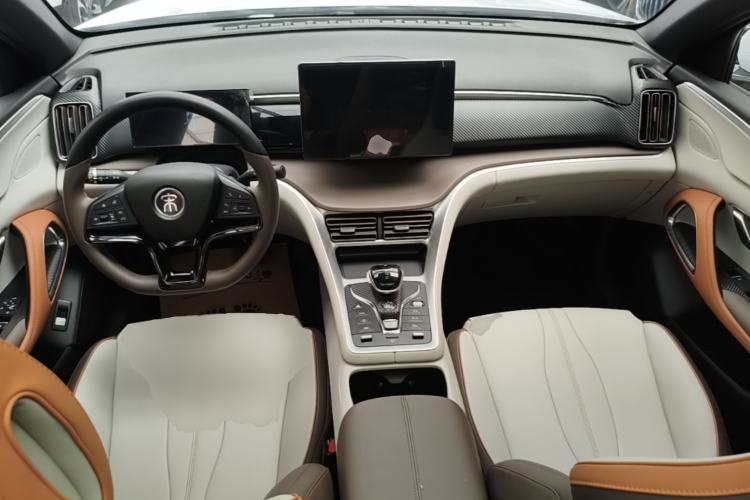 Used BYD Song Pro New Energy 2022 DM-i 51km Prestige Model Center Console