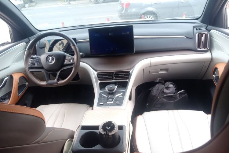Used BYD Song Pro New Energy 2022 DM-i 51km Prestige Model Center Console
