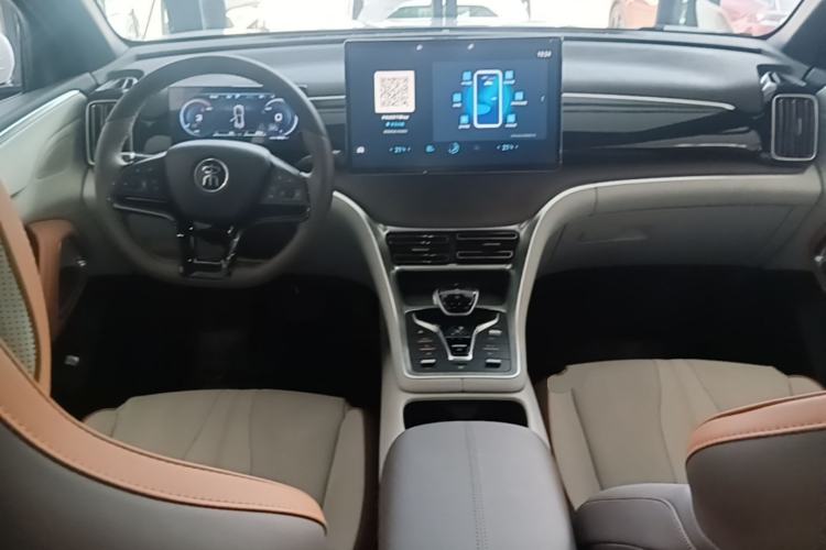 Used BYD Song Pro New Energy 2022 DM-i 110km Flagship Pro Model Center Console