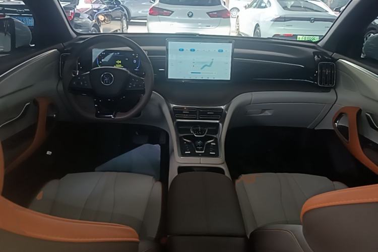 Used BYD Song Pro New Energy 2022 DM-i 110km Flagship Model Center Console