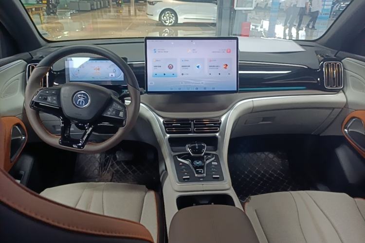 Used BYD Song Pro New Energy 2022 DM-i 110km Flagship Pro Model Center Console