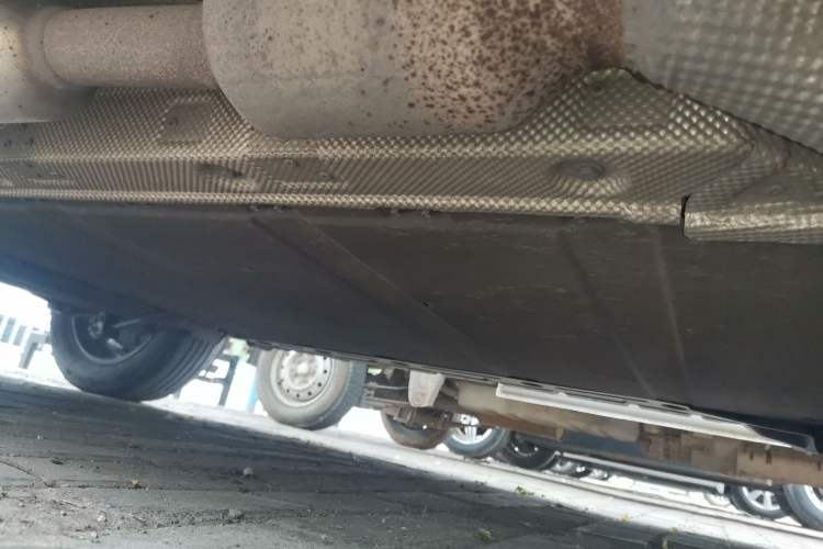 Used BYD Song Pro New Energy 2022 DM-i 110km Flagship Model Chassis Front Right