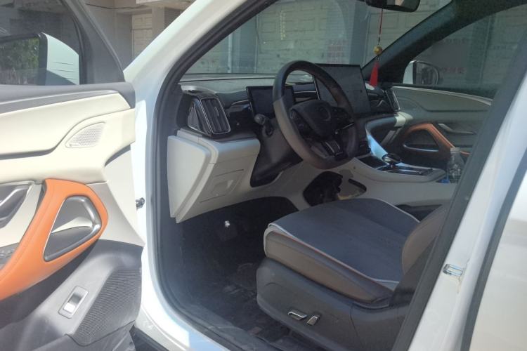 Used BYD Song Pro New Energy 2022 DM-i 110km Flagship Pro Model Driver Seat