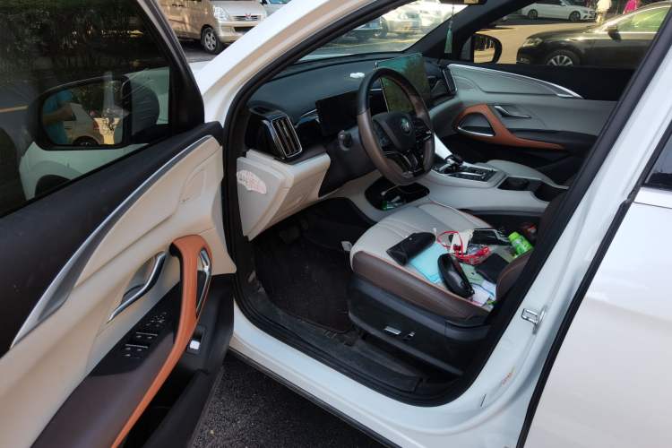 Used BYD Song Pro New Energy 2022 DM-i 110km Flagship Pro Model Driver Seat