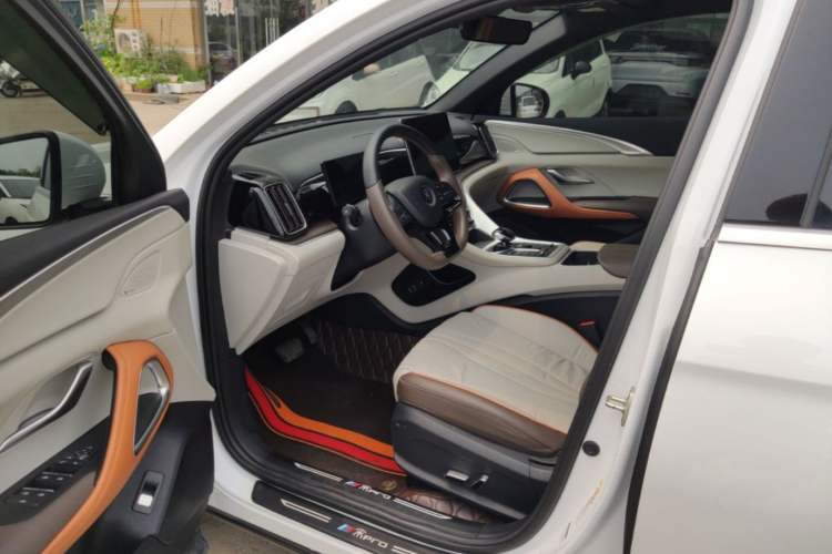Used BYD Song Pro New Energy 2022 DM-i 51km Prestige Model Driver Seat