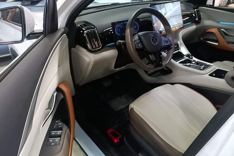 Used BYD Song Pro New Energy 2022 DM-i 110km Flagship Pro Model Driver Seat