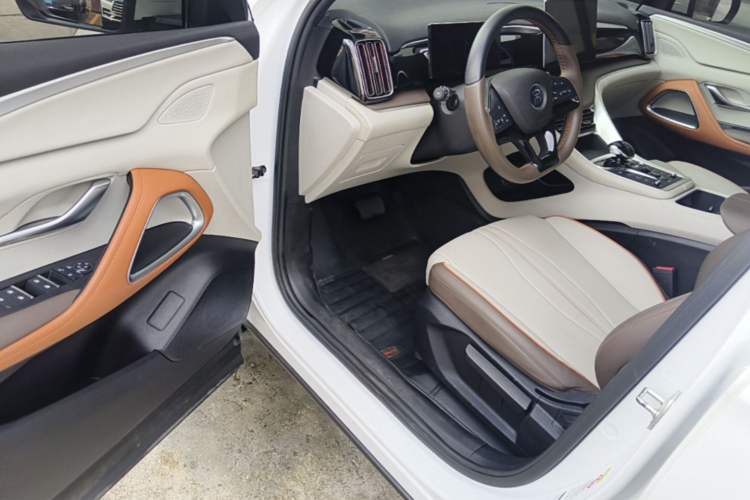 Used BYD Song Pro New Energy 2022 DM-i 51km Luxury Model Driver Seat