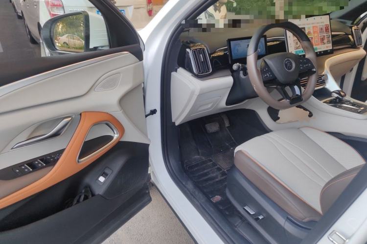 Used BYD Song Pro New Energy 2022 DM-i 110km Flagship Pro Model Driver Seat