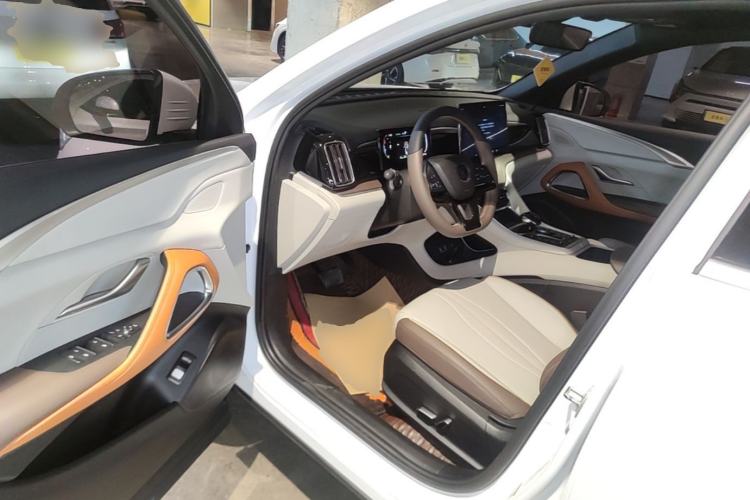 Used BYD Song Pro New Energy 2022 DM-i 51km Prestige Model Driver Seat