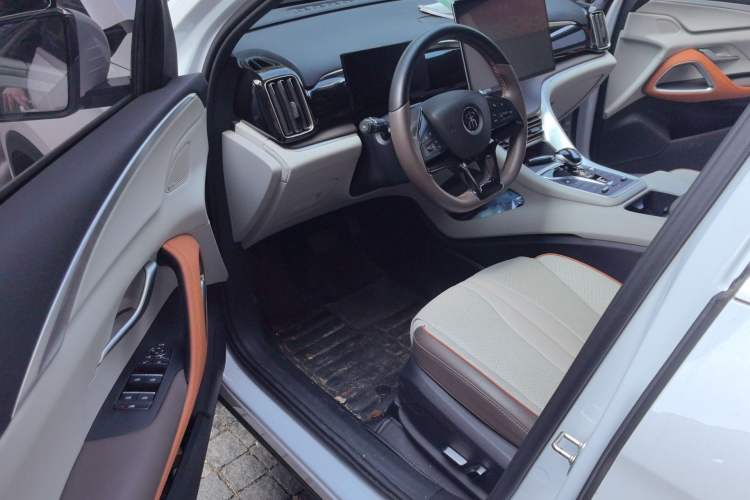 Used BYD Song Pro New Energy 2022 DM-i 110km Flagship Pro Model Driver Seat