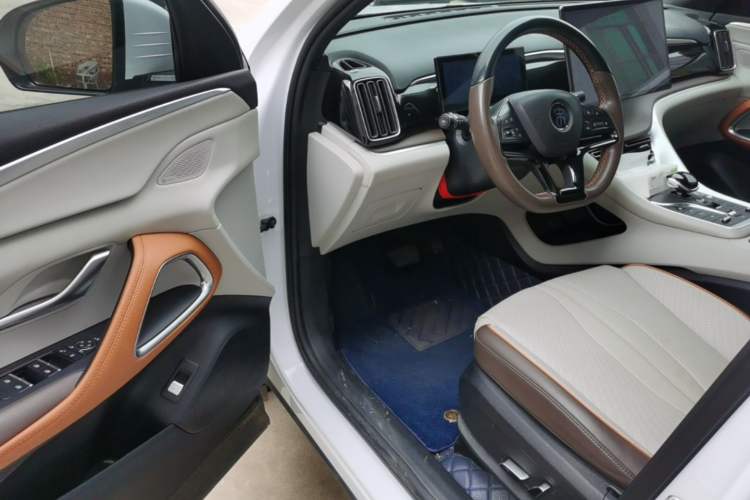 Used BYD Song Pro New Energy 2022 DM-i 110km Flagship Pro Model Driver Seat