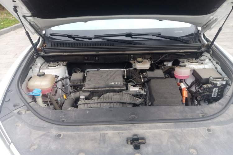Used BYD Song Pro New Energy 2022 DM-i 51km Prestige Model Engine Bay