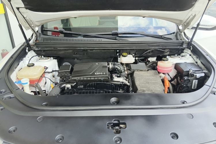Used BYD Song Pro New Energy 2022 DM-i 51km Luxury Model Engine Bay