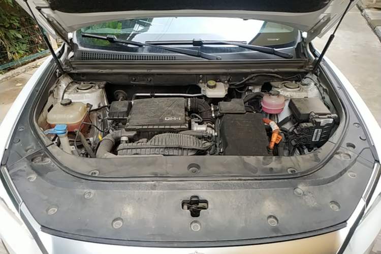 Used BYD Song Pro New Energy 2022 DM-i 110km Flagship Model Engine Bay