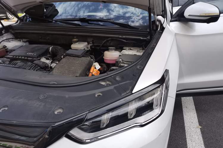 Used BYD Song Pro New Energy 2022 DM-i 110km Flagship Pro Model Engine Bay Left