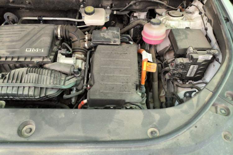 Used BYD Song Pro New Energy 2022 DM-i 110km Flagship Pro Model Engine Bay Left