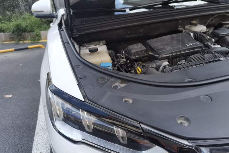 Used BYD Song Pro New Energy 2022 DM-i 110km Flagship Pro Model Engine Bay Right