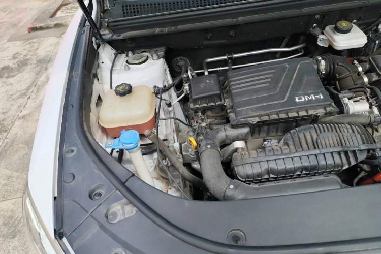Used BYD Song Pro New Energy 2022 DM-i 110km Flagship Pro Model Engine Bay Right